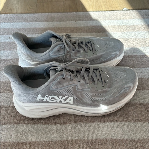 Men’s HOKA Clifton 10 Sneakers - Picture 3 of 6